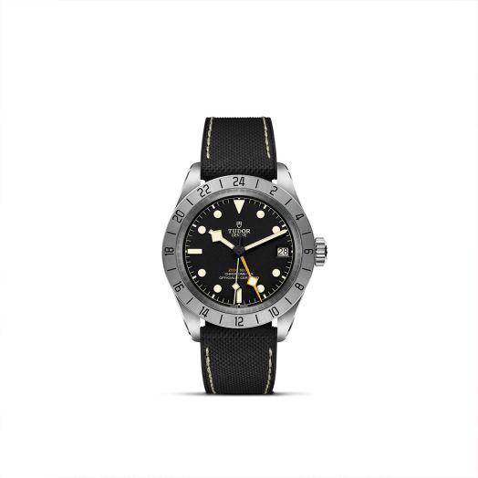 TUDOR Black Bay Pro, 39MM Black Dial, Rubber and Leather Strap
