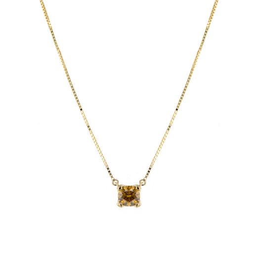 yellow gold box chain with round-cut desert diamond pendant