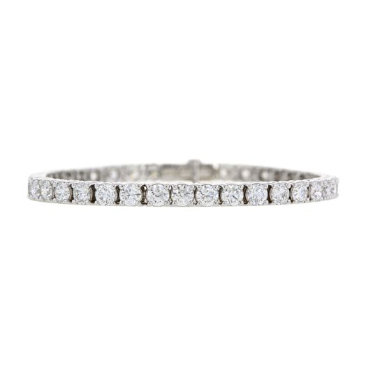 white gold bracelet lined with white diamond rounds