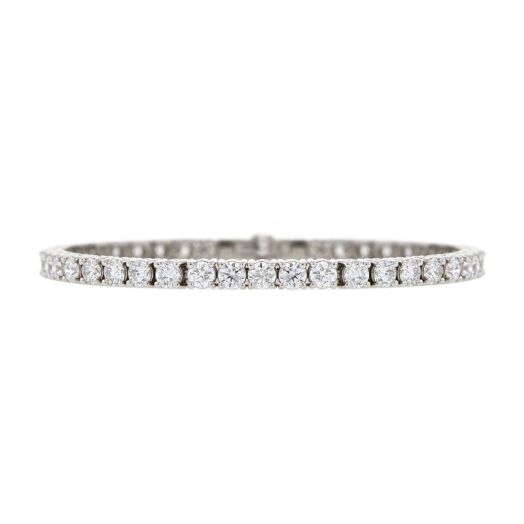 white gold bracelet lined with white diamond rounds
