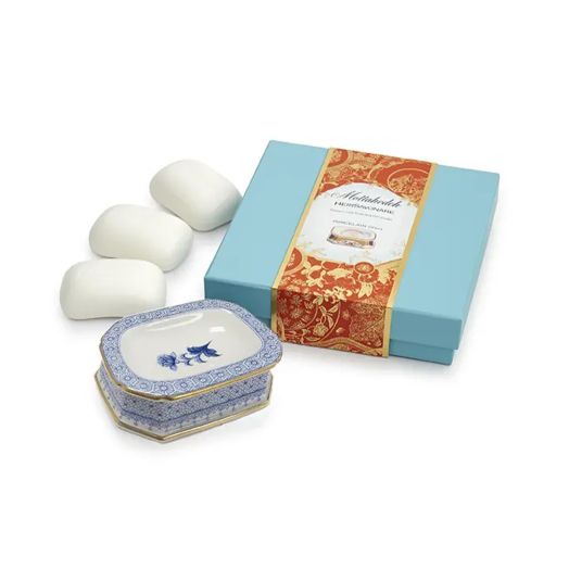Cornflower Lace Heirsavonare Gift Soap Set featuring three bars of luxury soap and a cornflower lace porcelain dish, presented in a turquoise box with gold and coral trim.