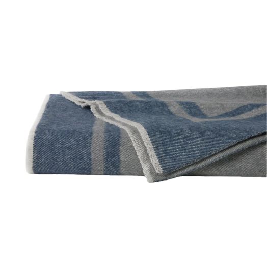grey and blue blanket